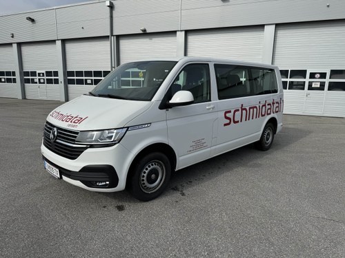 Kleinbus für Taxi- und Shuttlefahrten
