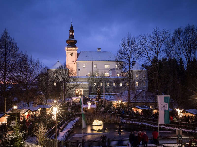 Weinberger Schloss Advent